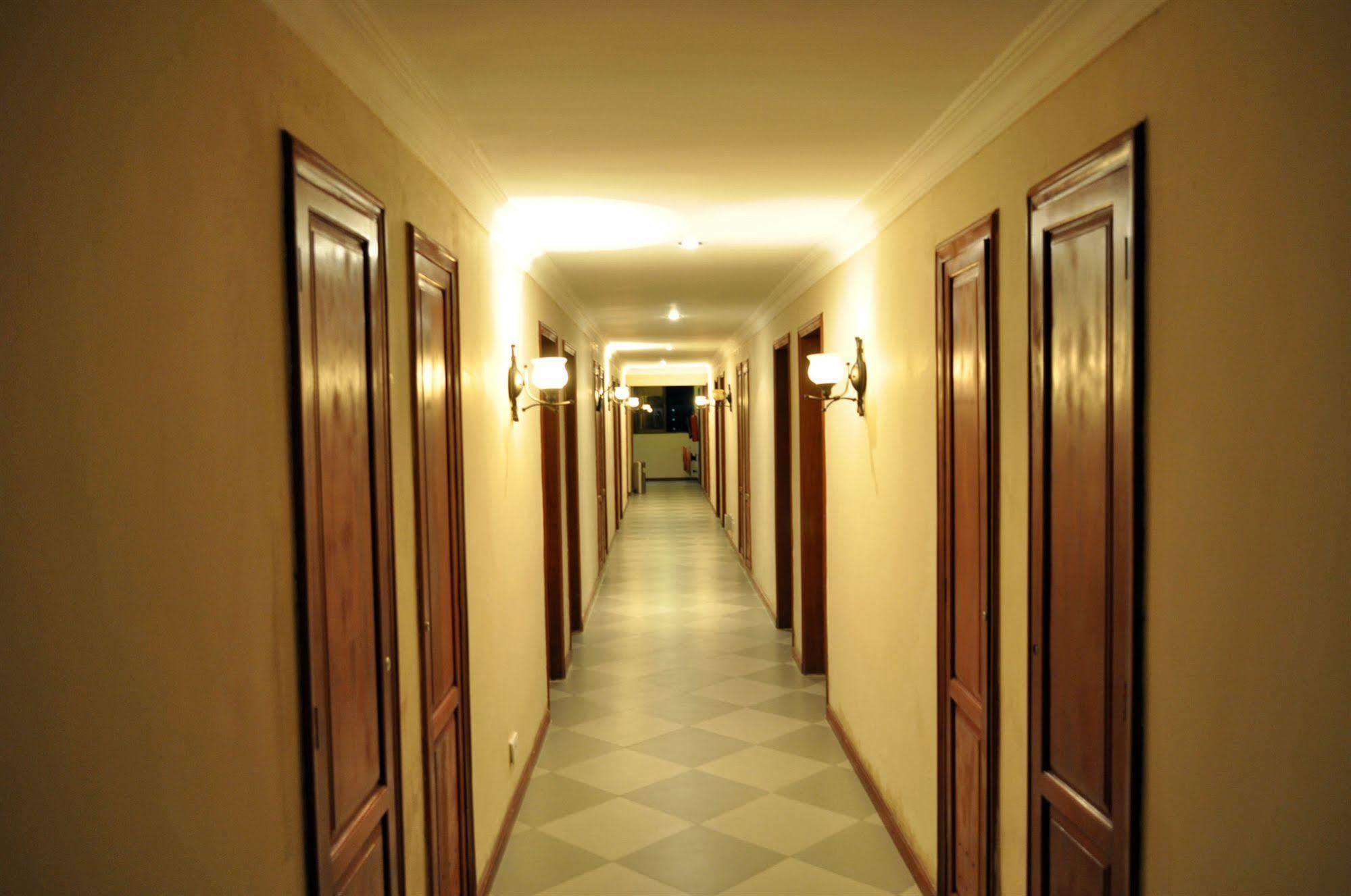 Regency Park Hotel Dar es Salaam Exterior photo